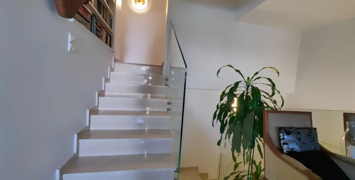 Sale of duplex in Estepona 11