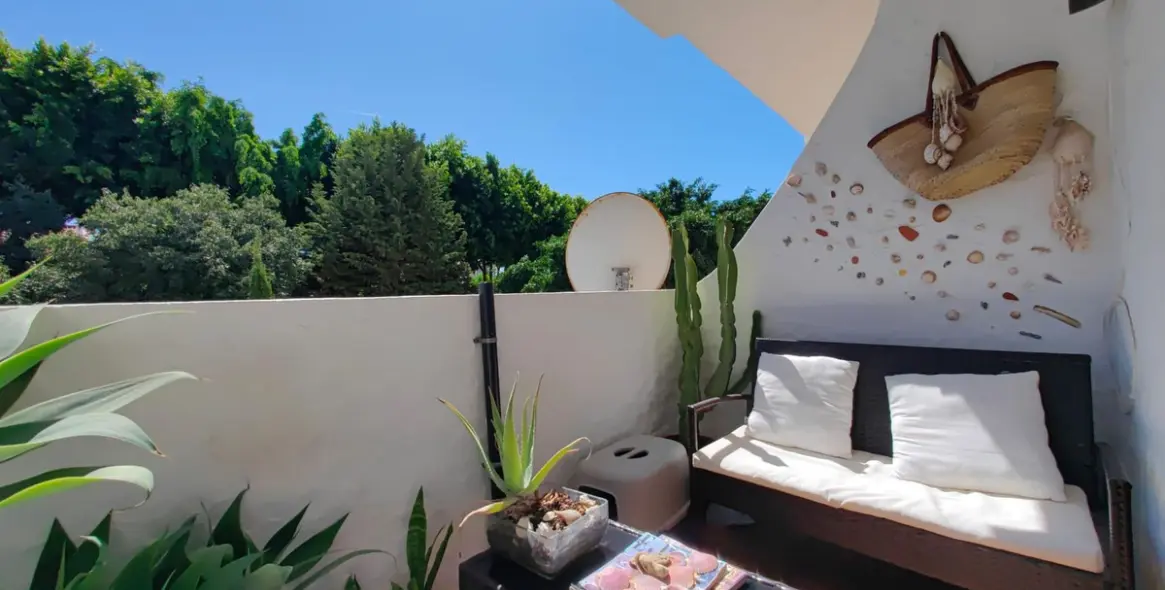 Sale of duplex in Estepona 17