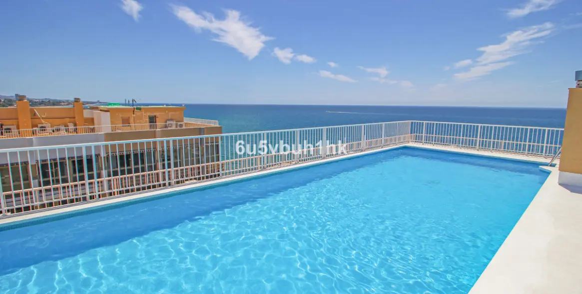 Продажа апартаментов на среднем этаже в Marbella 3