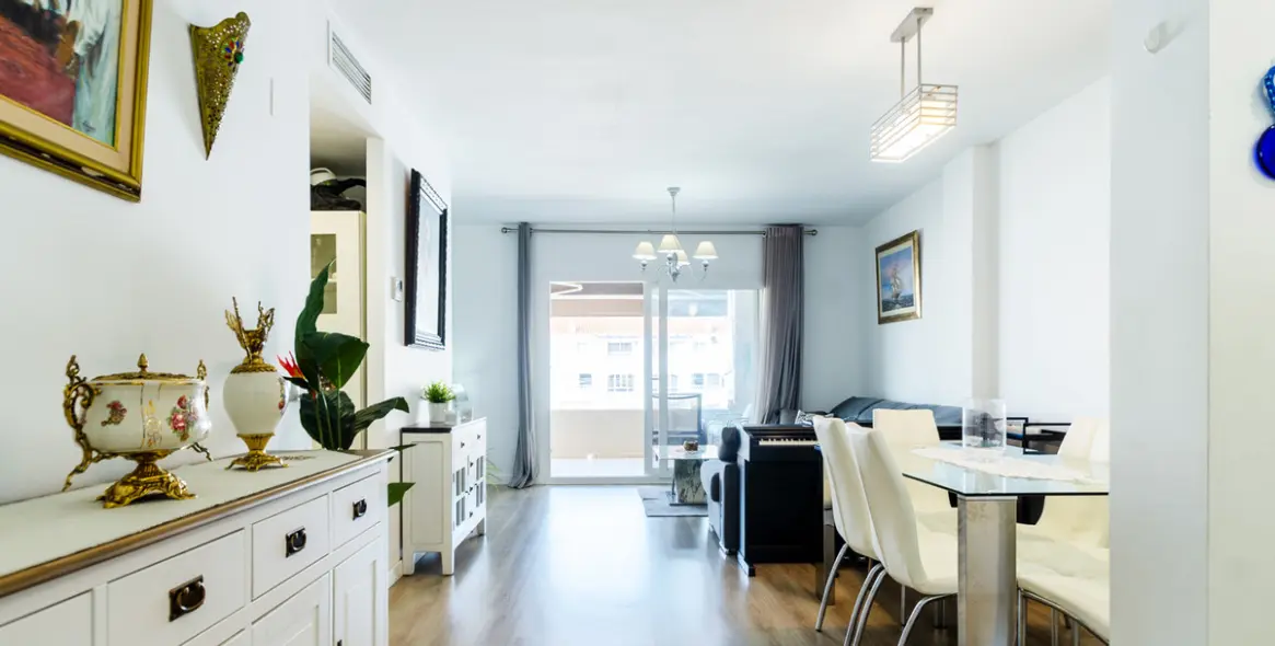 Продажа апартаментов на среднем этаже в La Campana 8