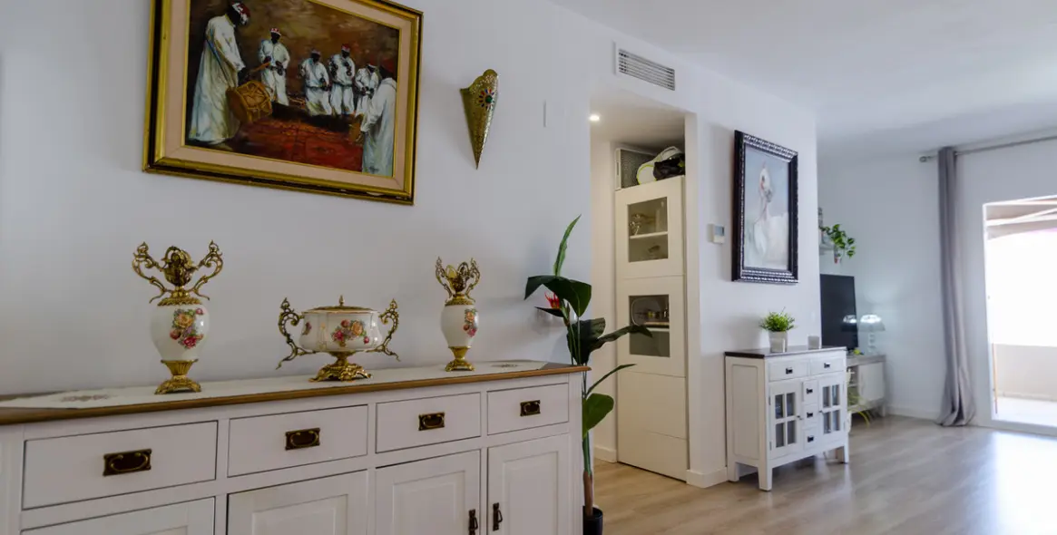 Продажа апартаментов на среднем этаже в La Campana 16