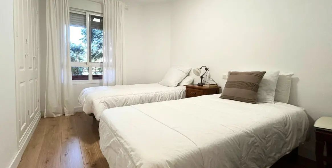 Продажа апартаментов на среднем этаже в Los Boliches 12