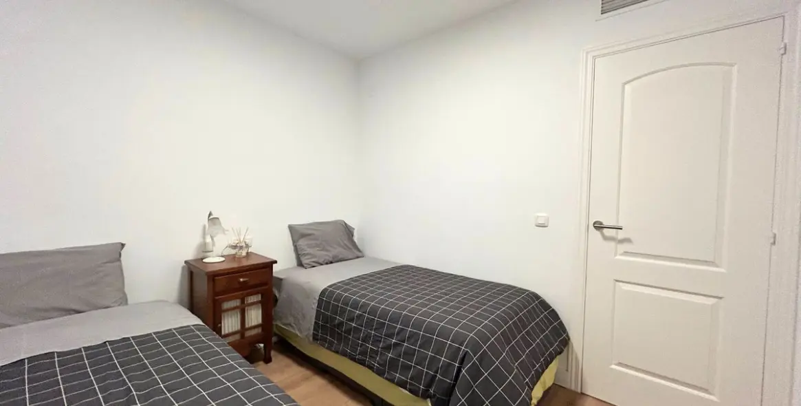 Продажа апартаментов на среднем этаже в Los Boliches 19