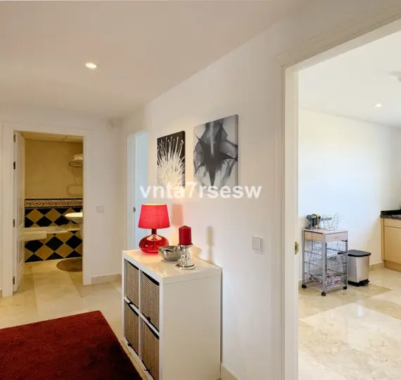 Sale of middle floor apartment in Riviera del Sol