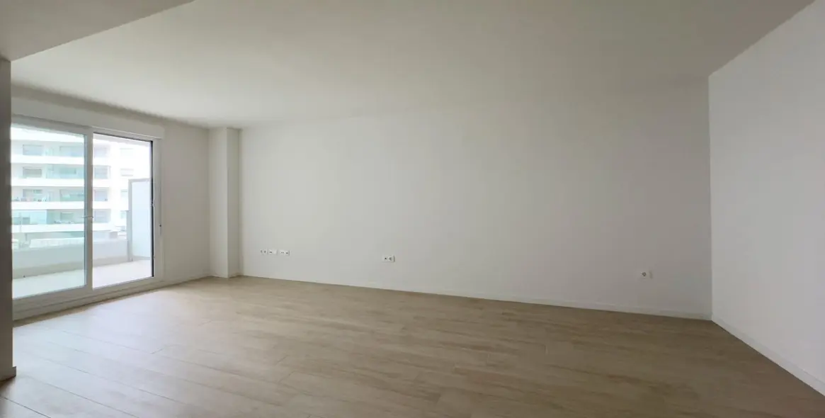 Продажа апартаментов на среднем этаже в Nueva Andalucía 5