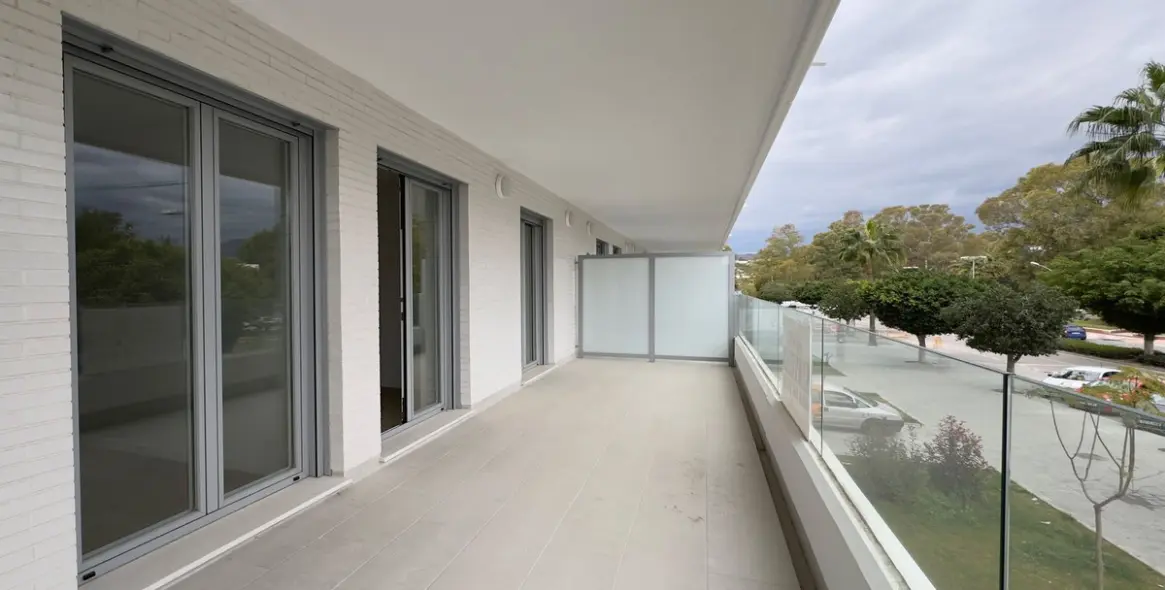 Продажа апартаментов на среднем этаже в Nueva Andalucía 19