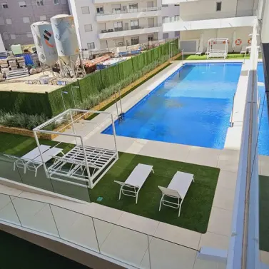 Продажа апартаментов на среднем этаже в Nueva Andalucía