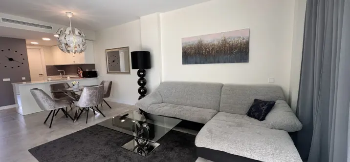 Long-term rent of middle floor apartment in Selwo 2