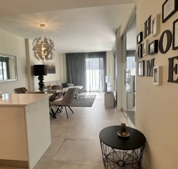 Long-term rent of middle floor apartment in Selwo