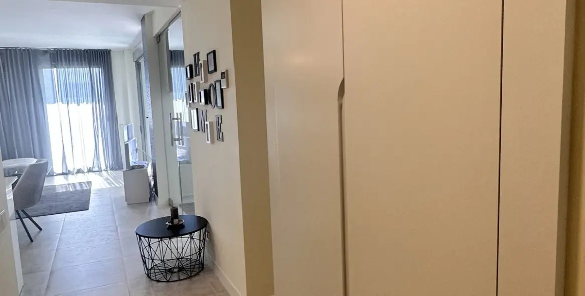 Long-term rent of middle floor apartment in Selwo 15