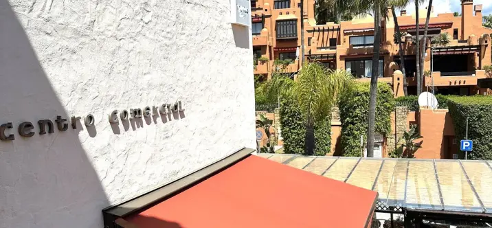 Venta de oficina en Nueva Andalucía 2