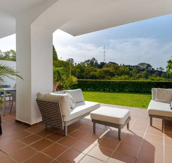 Sale of ground floor apartment in Los Arqueros