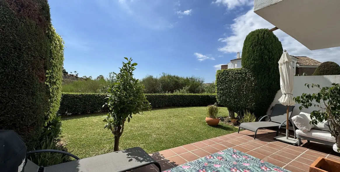 Sale of ground floor apartment in Los Arqueros 3