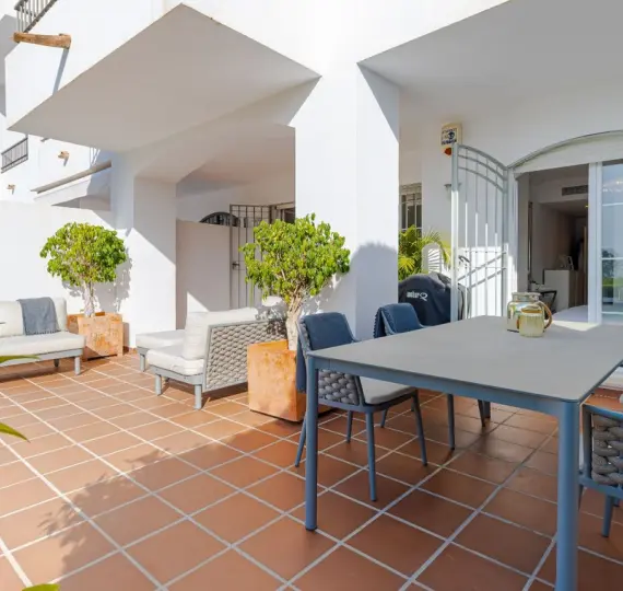 Sale of ground floor apartment in Los Arqueros