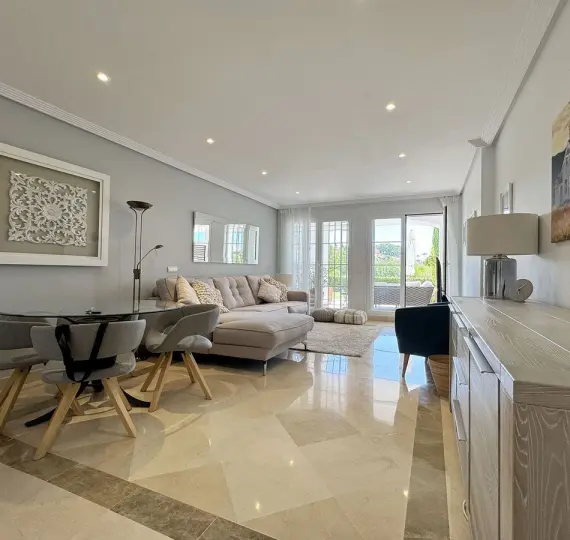 Sale of ground floor apartment in Los Arqueros