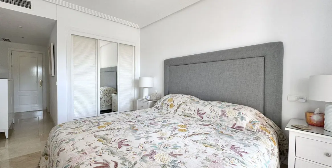 Sale of ground floor apartment in Los Arqueros 14