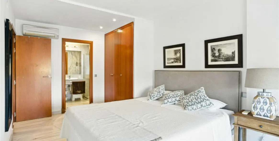 Sale of penthouse duplex in Benahavís 10