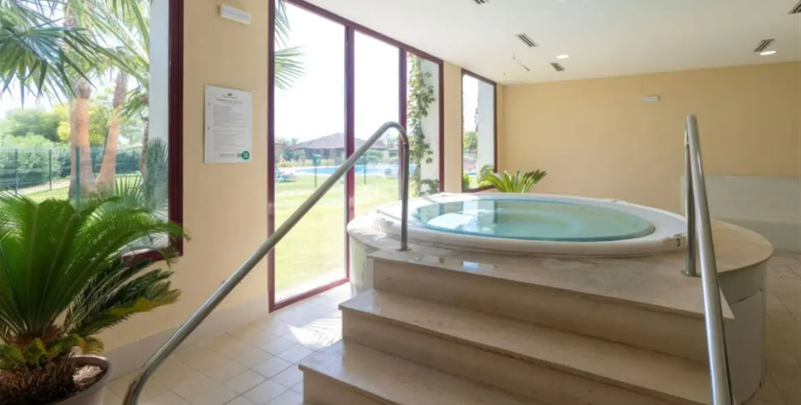 Sale of penthouse duplex in Benahavís 25