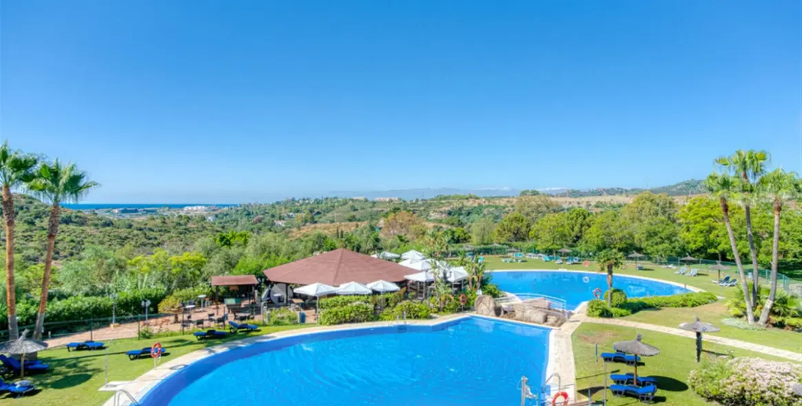 Sale of penthouse duplex in Benahavís 27