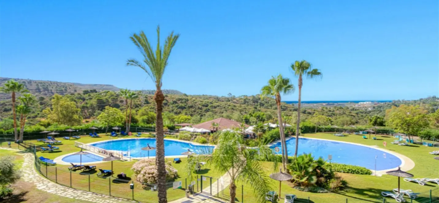 Venta de ático dúplex en Benahavís 1