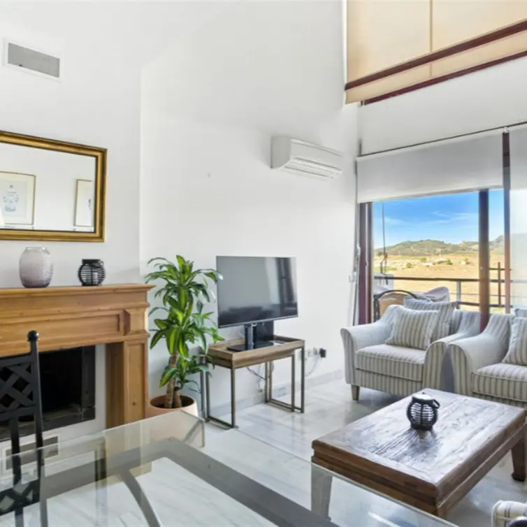 Venta de ático dúplex en Benahavís