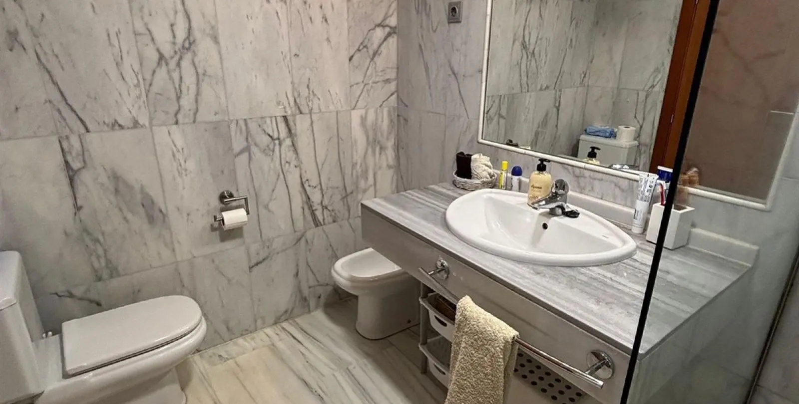 Sale of penthouse duplex in Benahavís 13