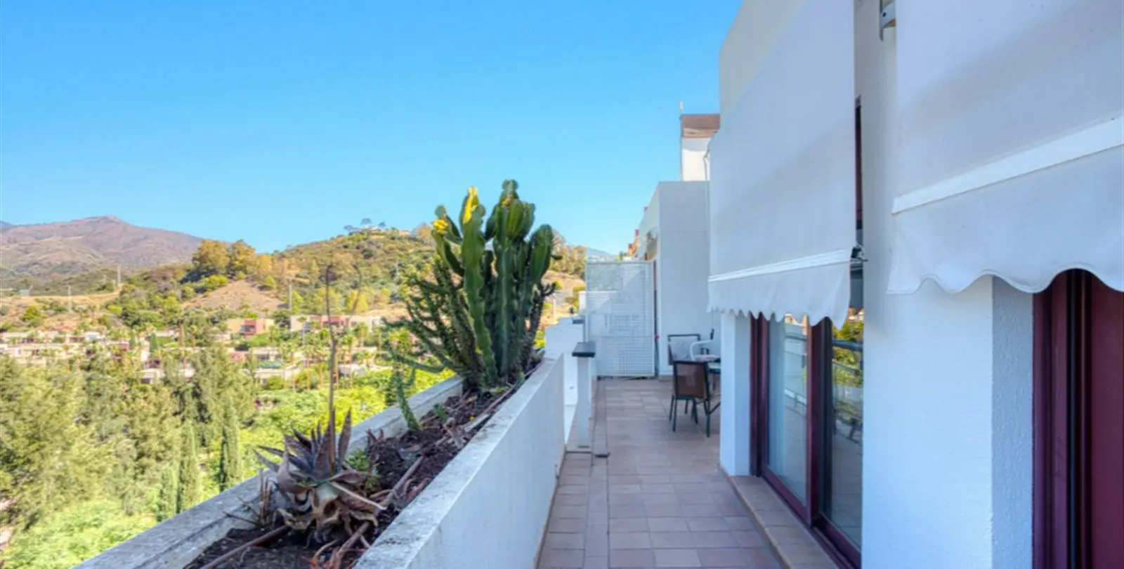 Sale of penthouse duplex in Benahavís 20