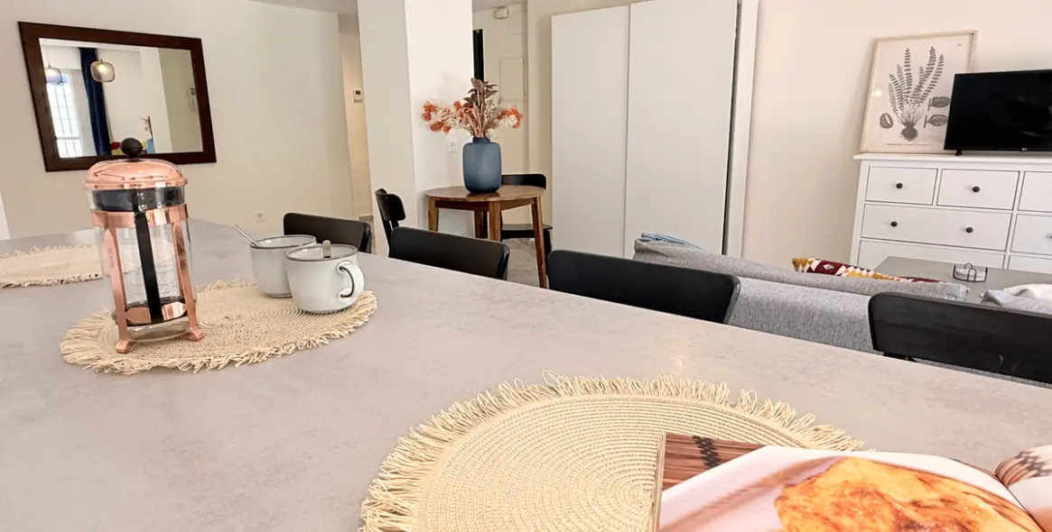 Sale of ground floor apartment in Puerto Banús 15