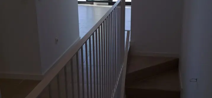 Semi-detached house R5229577 3