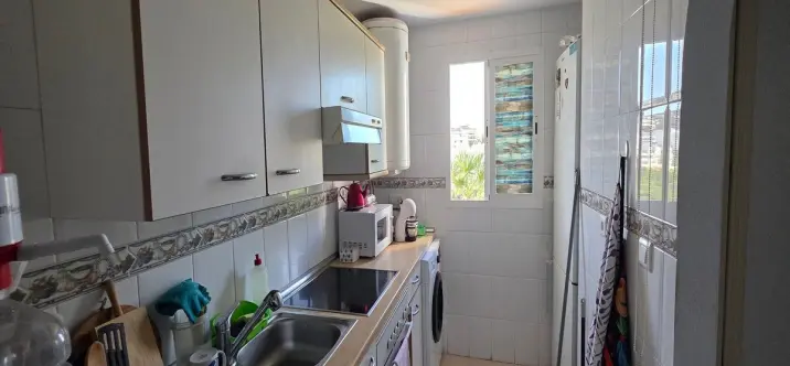 Sale of middle floor apartment in Riviera del Sol 2