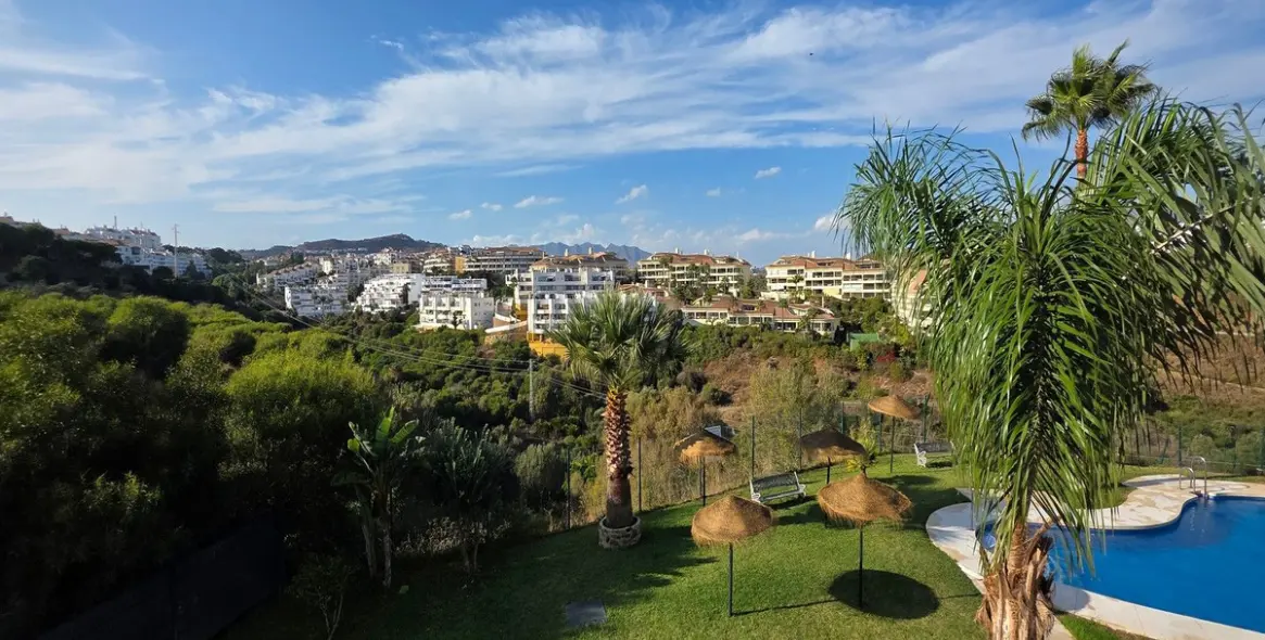 Продажа апартаментов на среднем этаже в Riviera del Sol 23