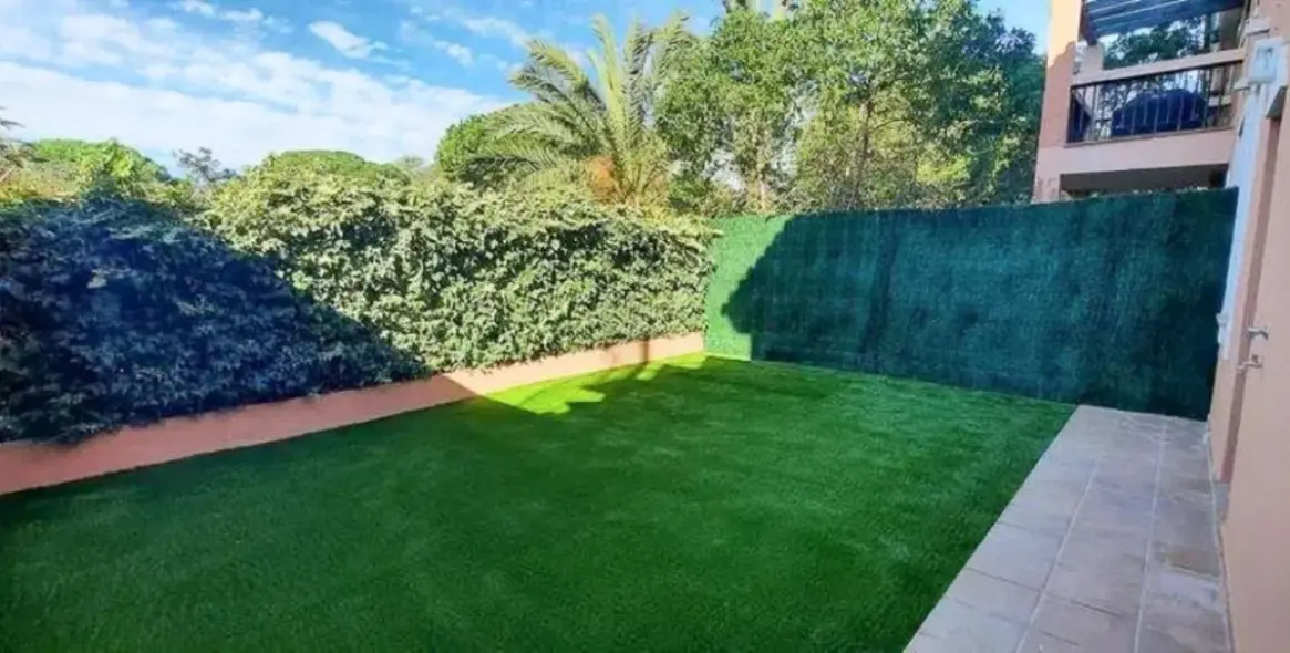 Sale of ground floor apartment in Marbesa 3