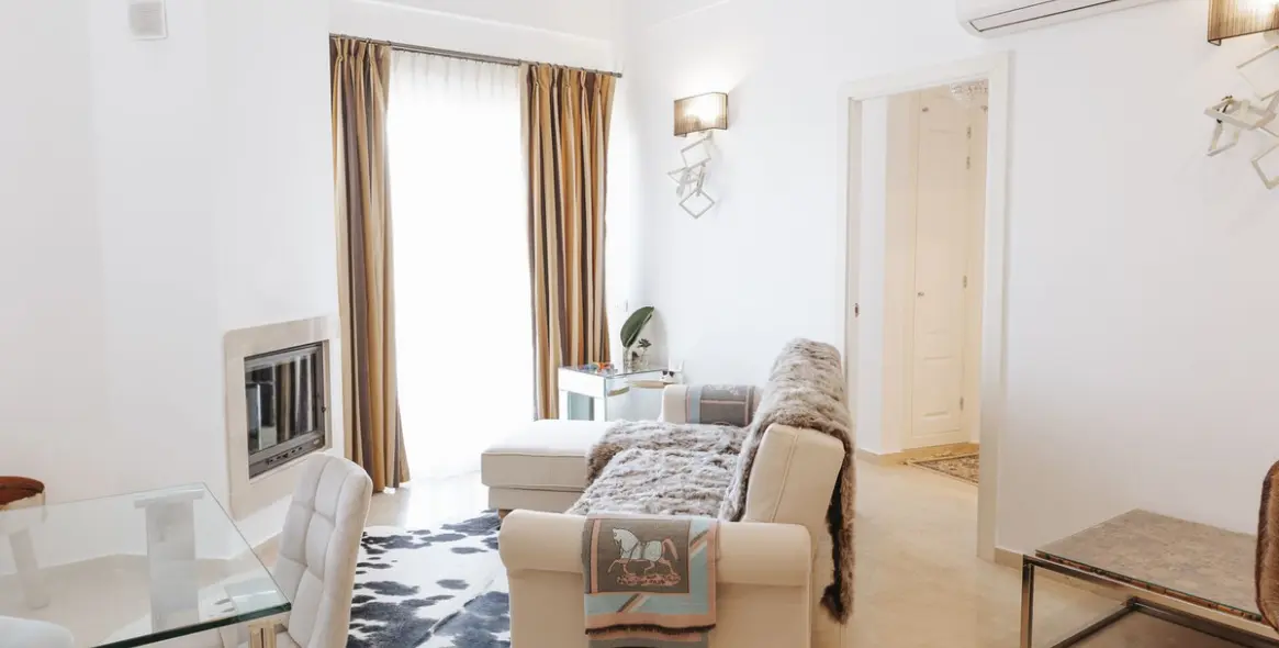 Sale of penthouse in Manilva 10