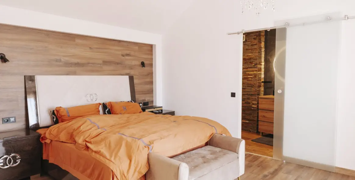 Sale of penthouse in Manilva 32