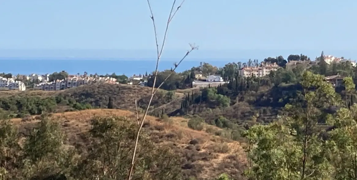 Продажа  жилого участка в Mijas 2