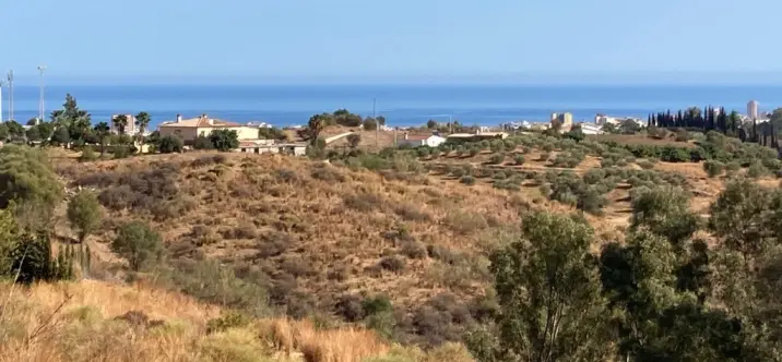 Продажа  жилого участка в Mijas 2