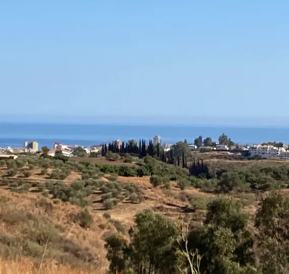 Продажа  жилого участка в Mijas