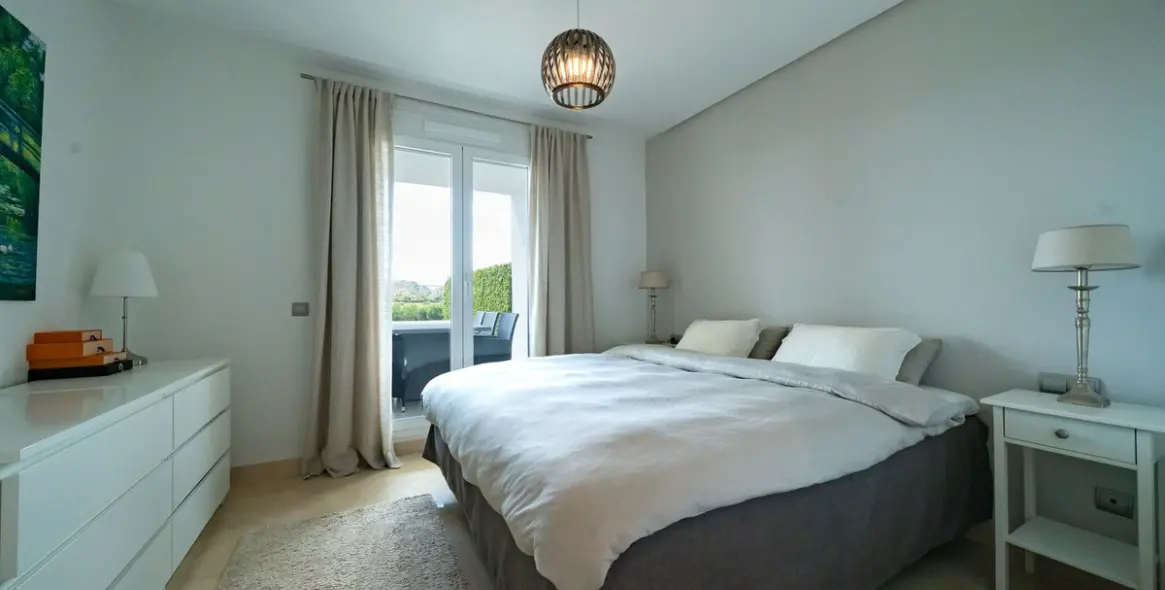 Sale of ground floor apartment in Los Arqueros 7