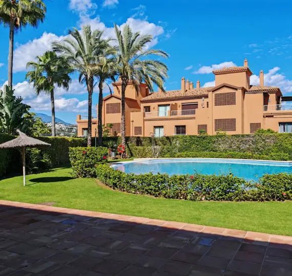 Апартаменты на первом этаже R5005735