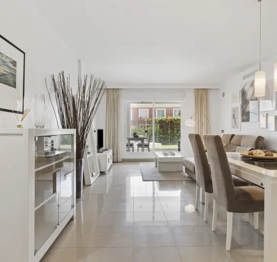 Апартаменты на первом этаже R5107054