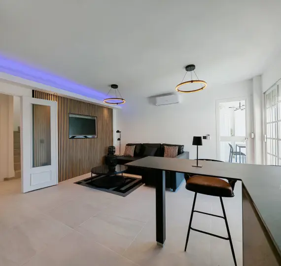 Sale of penthouse in Estepona