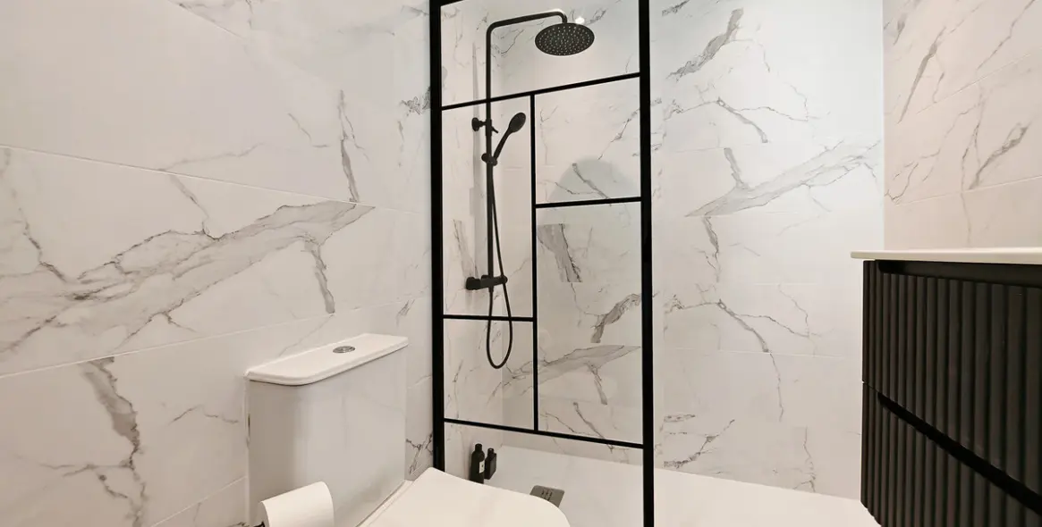 Sale of penthouse in Estepona 10