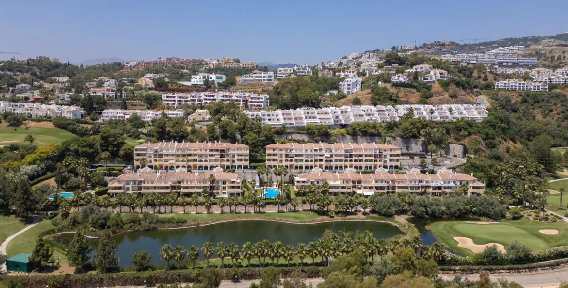 Продажа апартаментов на среднем этаже в La Quinta 2