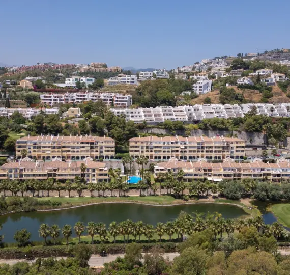 Продажа апартаментов на среднем этаже в La Quinta