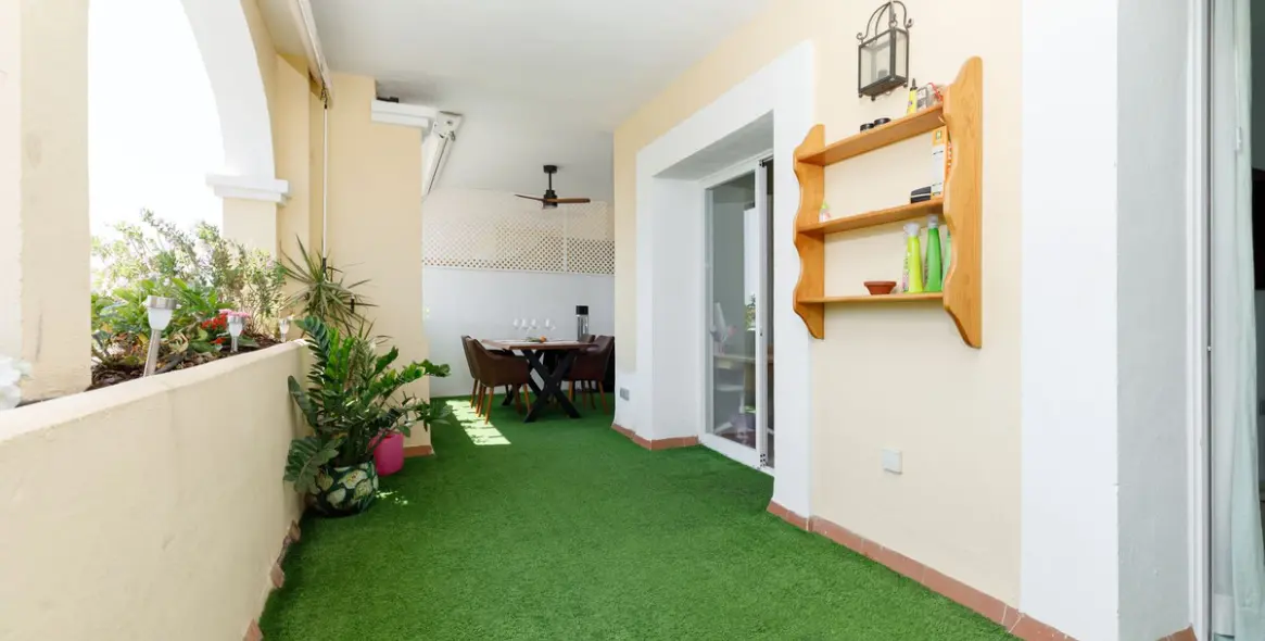 Продажа апартаментов на среднем этаже в La Quinta 20