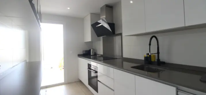 Продажа апартаментов на среднем этаже в Nueva Andalucía 4