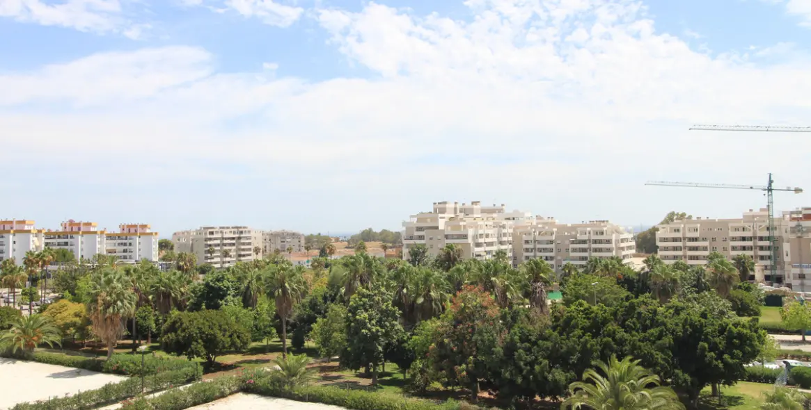 Продажа апартаментов на среднем этаже в Nueva Andalucía 6