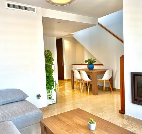 Продажа апартаментов на среднем этаже в La Cala de Mijas