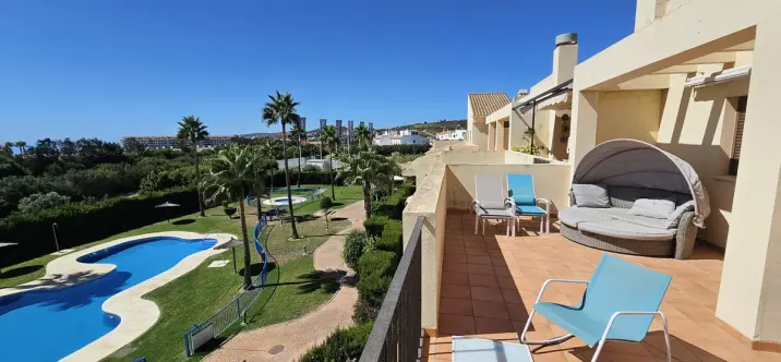 Sale of penthouse in Casares Playa 0