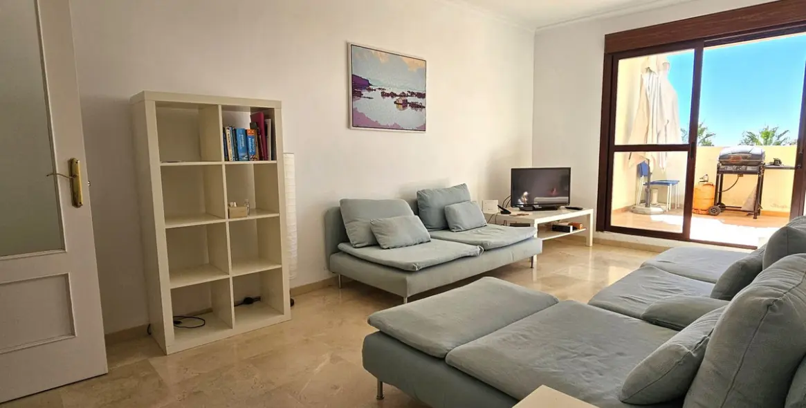 Sale of penthouse in Casares Playa 5